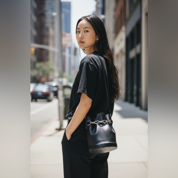 AUTH ALEXANDER WANG ALPHA LIZARD BUCKET BAG🦎 Chain Leather shoulder & crossbody - Picture 16 of 16